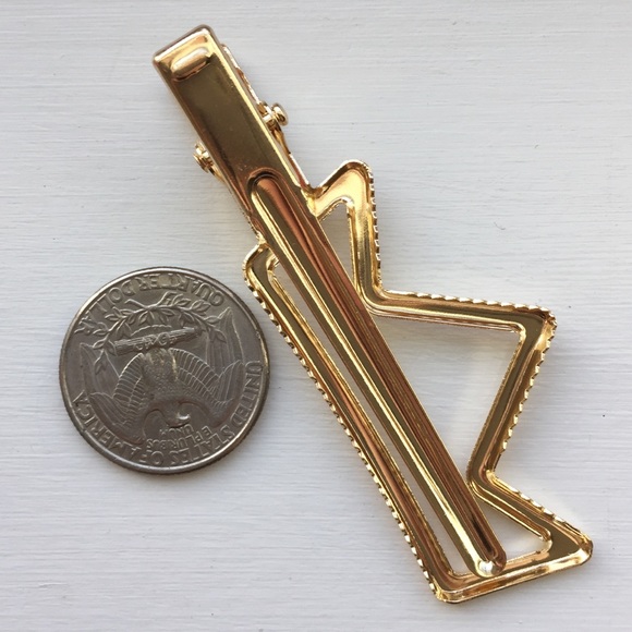 ⚜️[𝗡𝗪𝗧]⚜️𝙃𝙖𝙞𝙧𝙥𝙞𝙣 (𝟯/$𝟭𝟯) - Picture 5 of 7